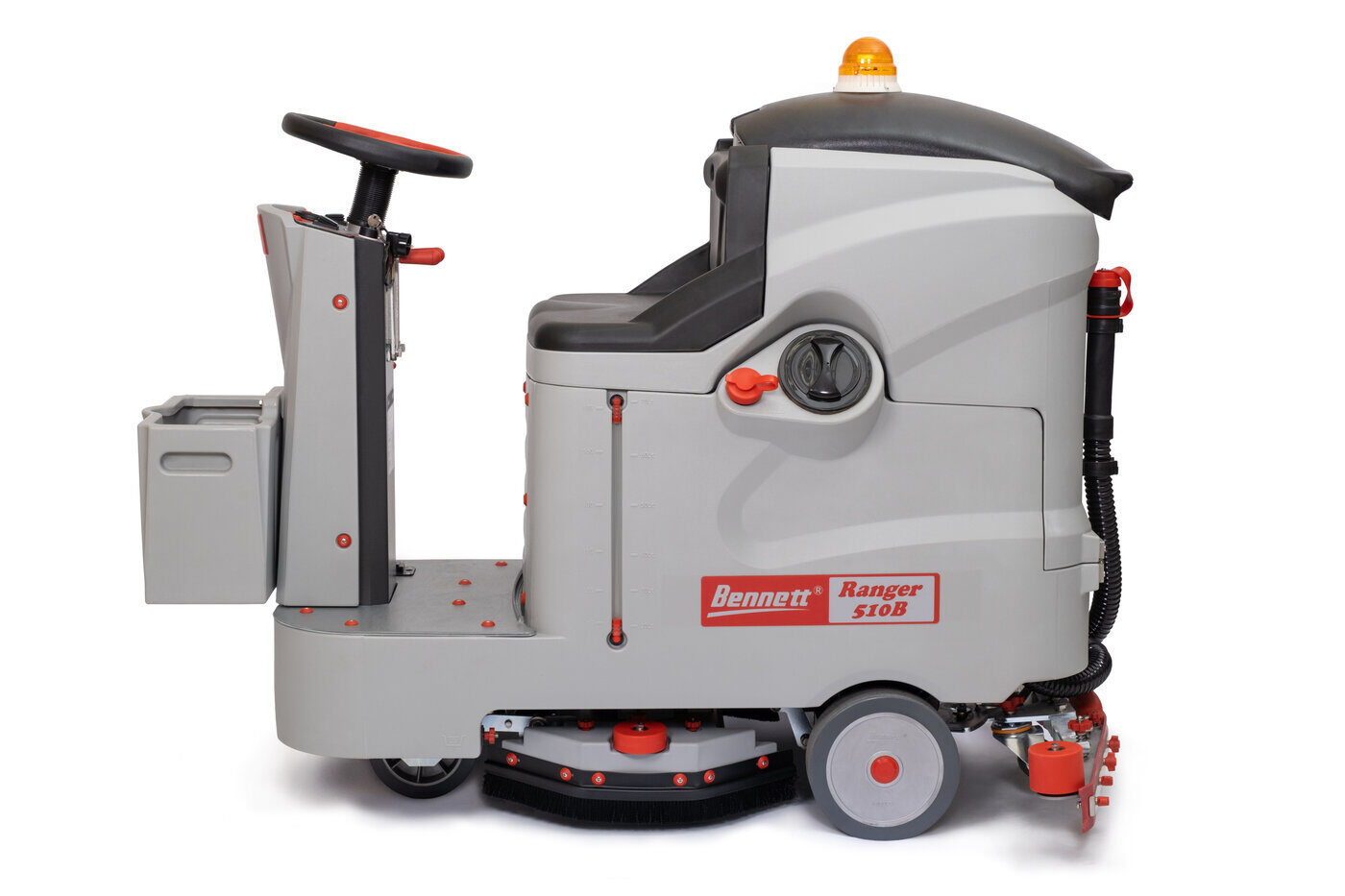 Bennett Ranger R510b Аккумуляторная поломоечная машина с местом для оператора фото 4