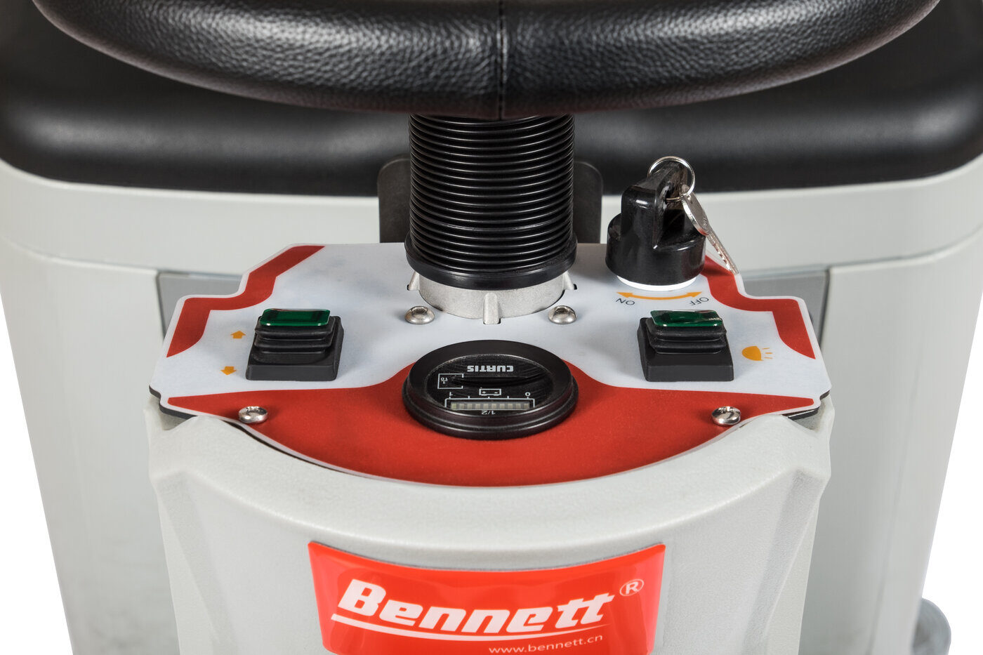 Bennett Ranger R510b Аккумуляторная поломоечная машина с местом для оператора фото 7